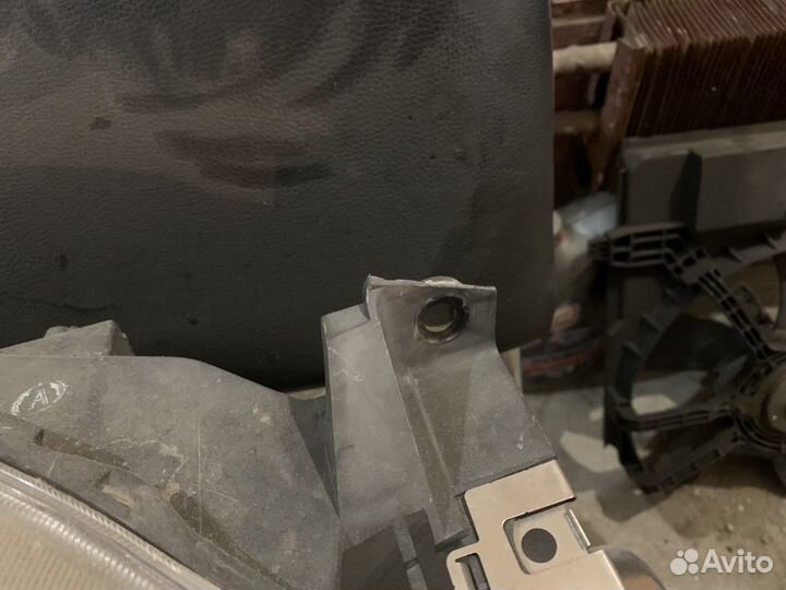 Фары mitsubishi dion