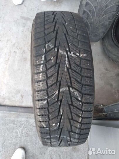 Hankook Winter I'Cept IZ2 205/60 R16