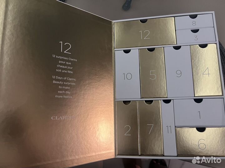 Коробка от адвент календаря clarins
