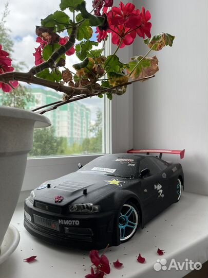 Rc модель 1:10 Nissan Skyline