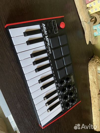 Akai MPK mini