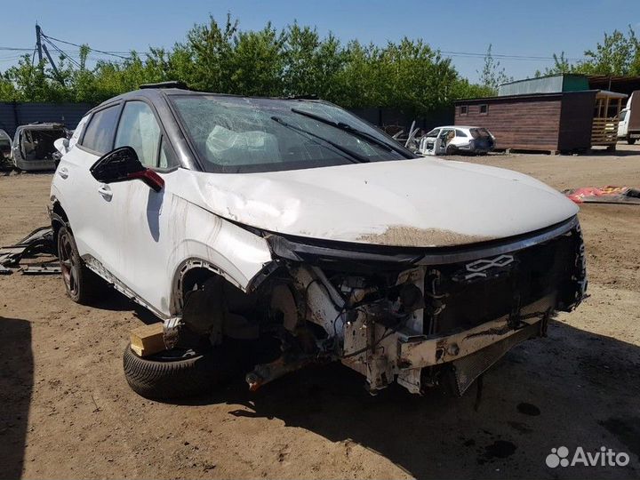 Omoda C5 2023г 1.5 (бензин) по запчастям