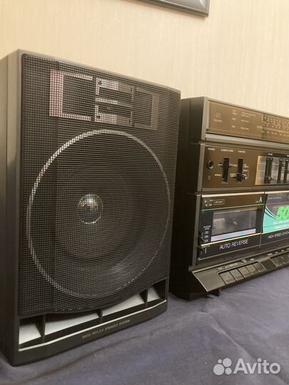 Двухкосетный магнитофон sanyo C33K