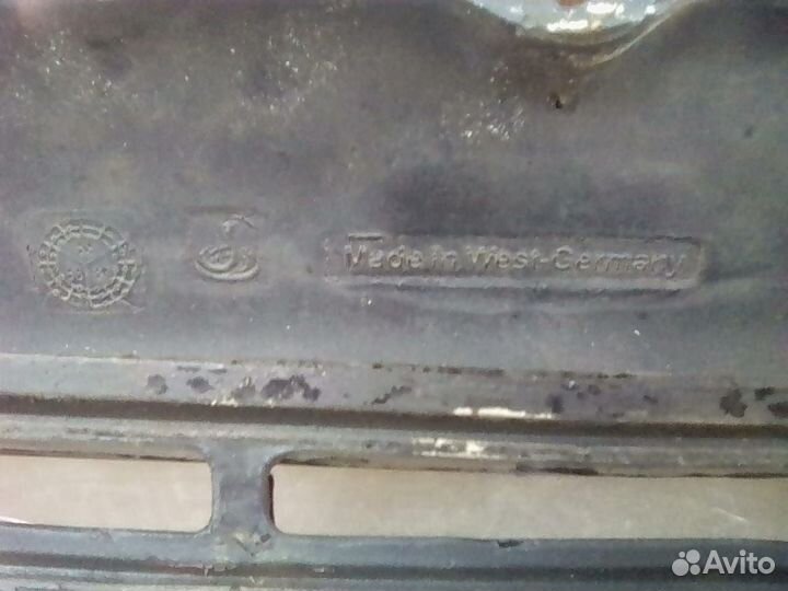 Мерседес 124 решетка пластик - schatz оригинал