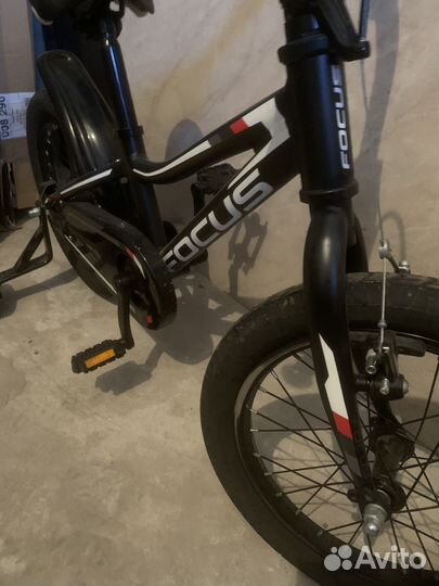 Детский трехколесный велосипед