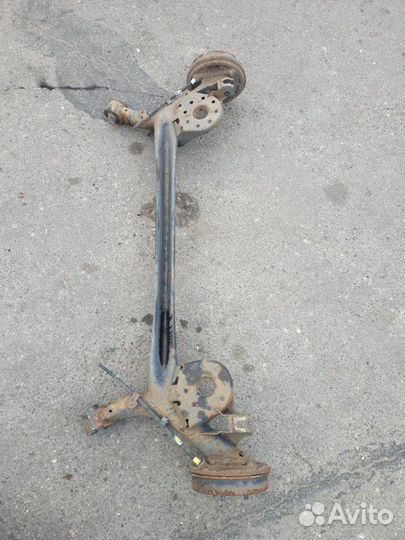 Задняя балка Toyota Yaris хетчбэк 5-ти дв. 1NR-FE