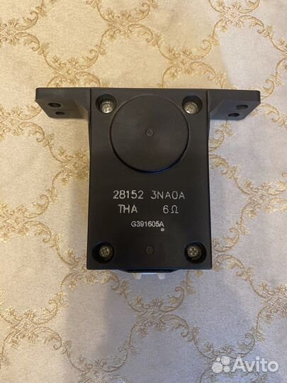 Динамик Nissan Leaf