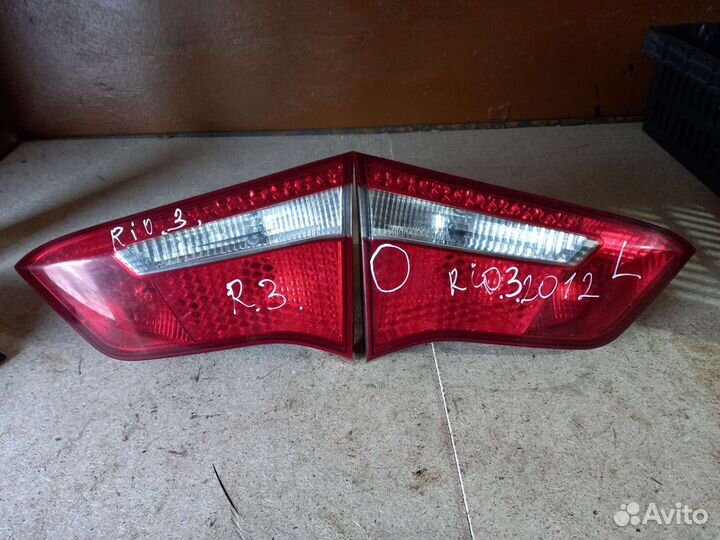 Фонарь задний в крышку Киа Рио 3 2011 год Седан