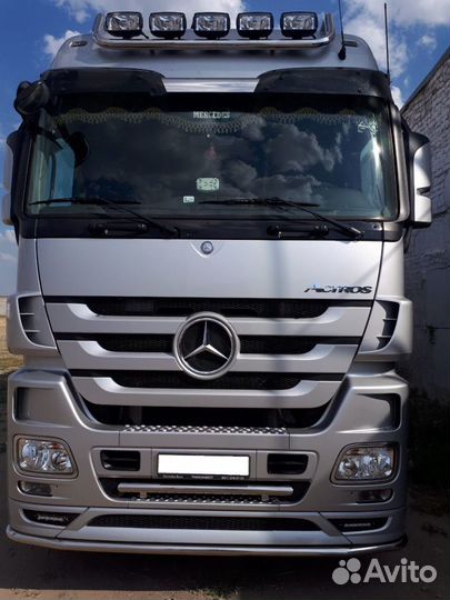 Защита переднего бампера 53 мм Mercedes Actros