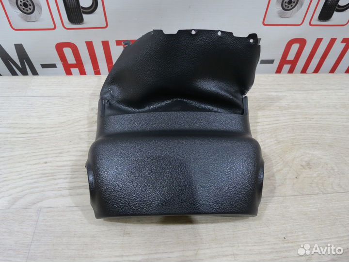 Кожух рулевой колонки Hyundai Solaris 2