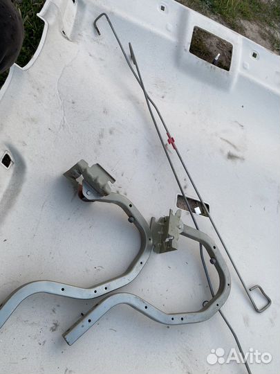 Петли багажника nissan almera n16