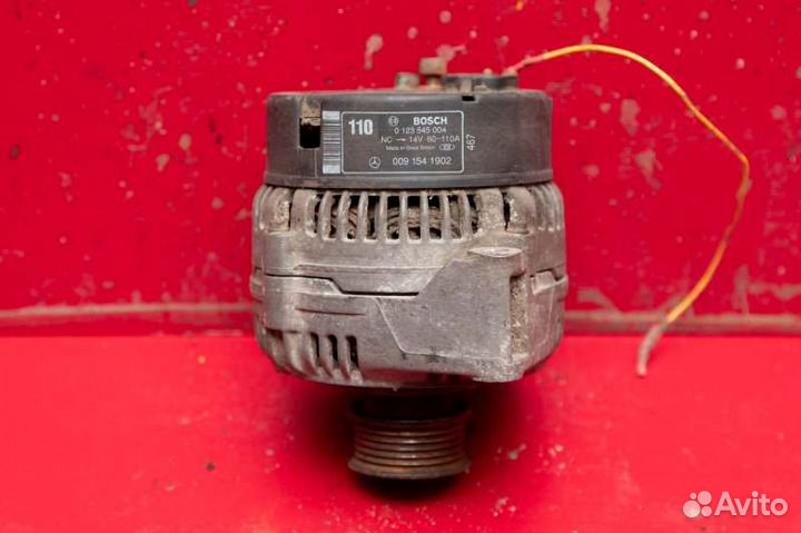 Генератор Mercedes E200 W124 M102 1990