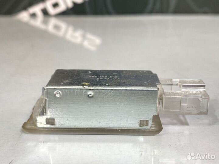 Плафон салона Volkswagen Touareg 7L AXQ/4 2006