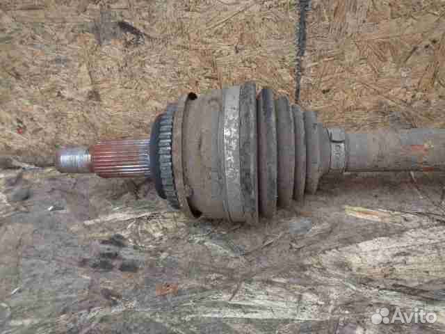 Полуось задняя левая Land Rover Discovery 3 LA