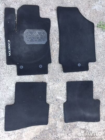 Комплект текстильных ковриков в салон Creta