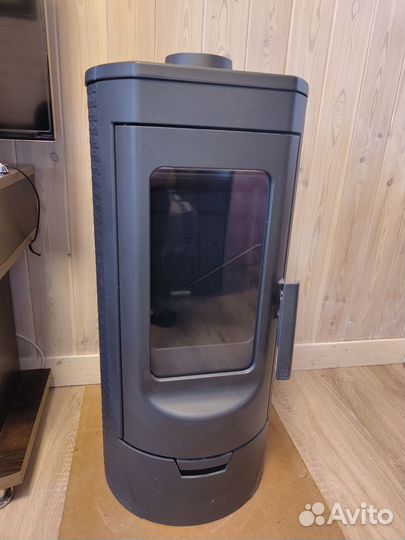 Чугунная печь камин Plamen Tara