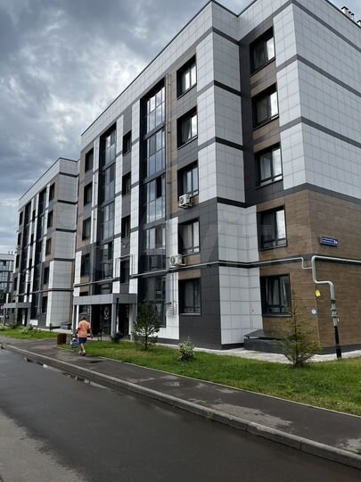 2-к. квартира, 56 м², 1/5 эт.