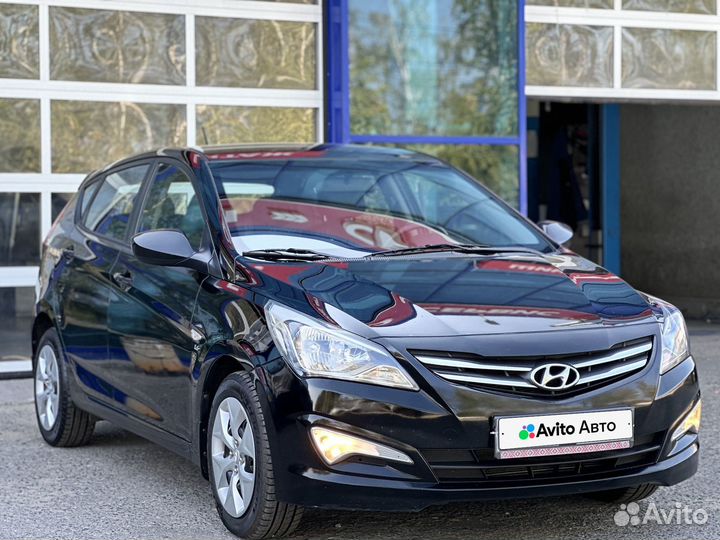 Hyundai Solaris 1.6 AT, 2015, 127 000 км