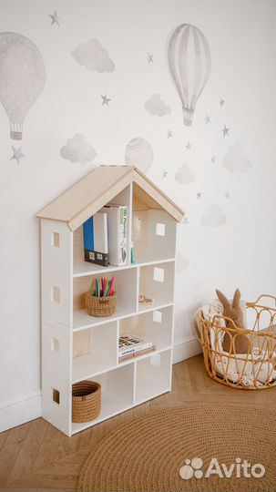 Стеллаж в детскую домик