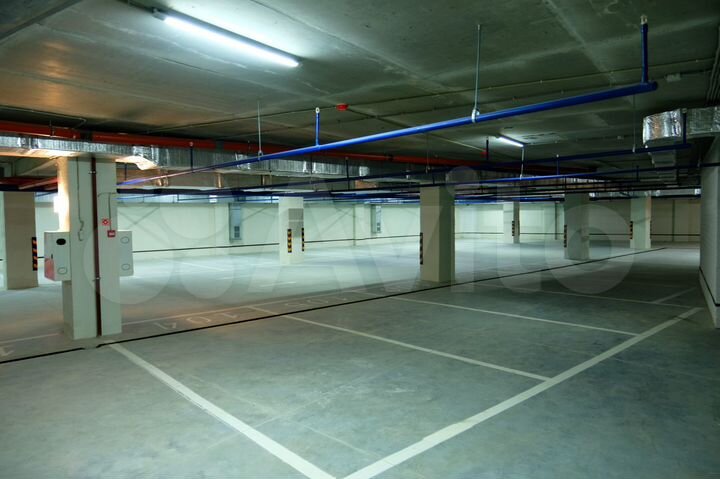 Машиноместо, 14 м²