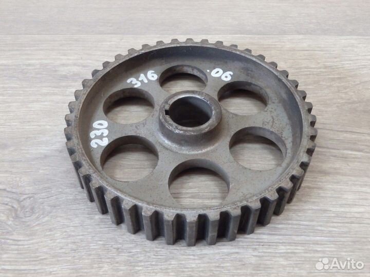 Шестерня (шкив) распредвала 2114