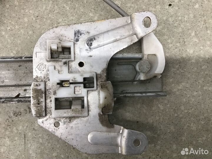 Стеклоподъемник электр. задний левый Nissan X-Trai