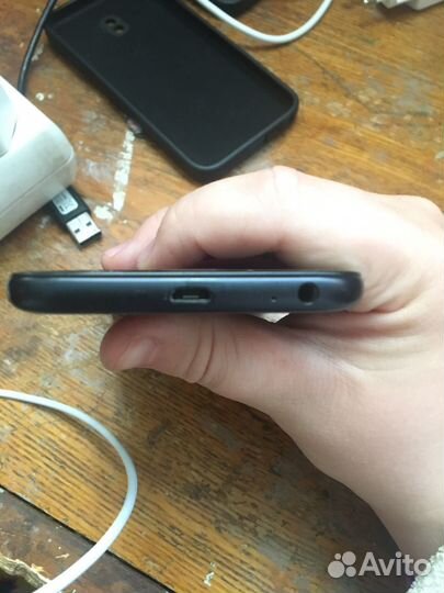 Samsung Galaxy J3 (2017), 2/16 ГБ