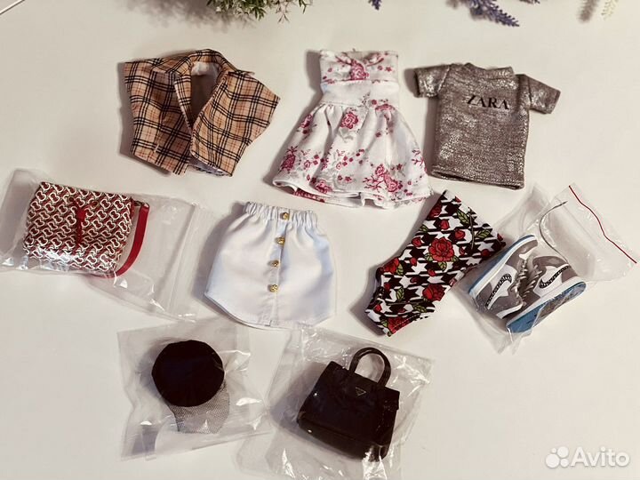 Одежда и кресло для кукол IT и Barbie