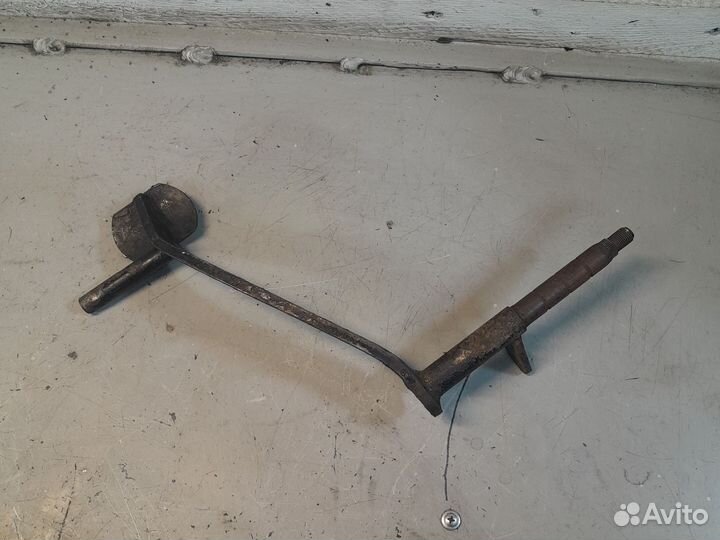 Педаль тормоза урал