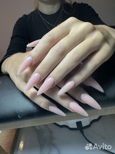 Наращивание ногтей