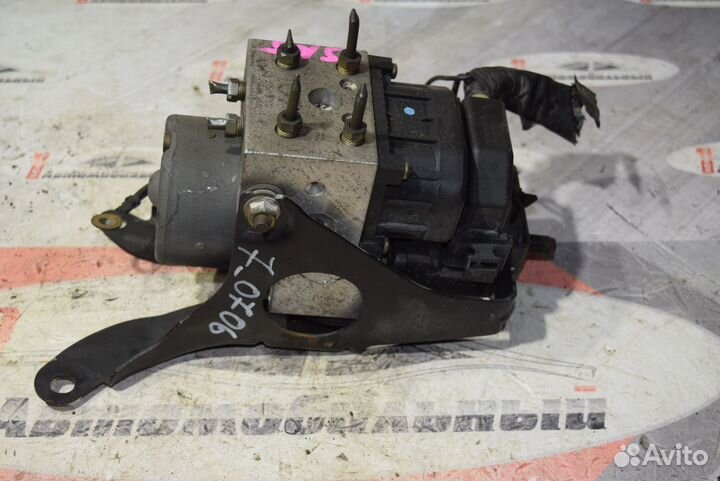 Блок ABS c Subaru Forester SF5 EJ20J