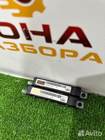 Усилитель антенны задний Audi A1 8X CAX 2011