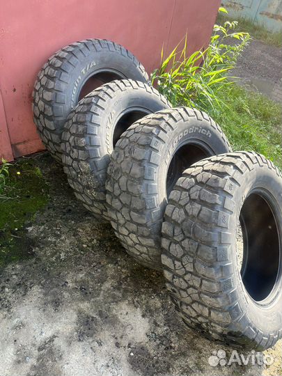 Bfgoodrich Mud-Terrain T/A KM2 265/70 R17 121Q