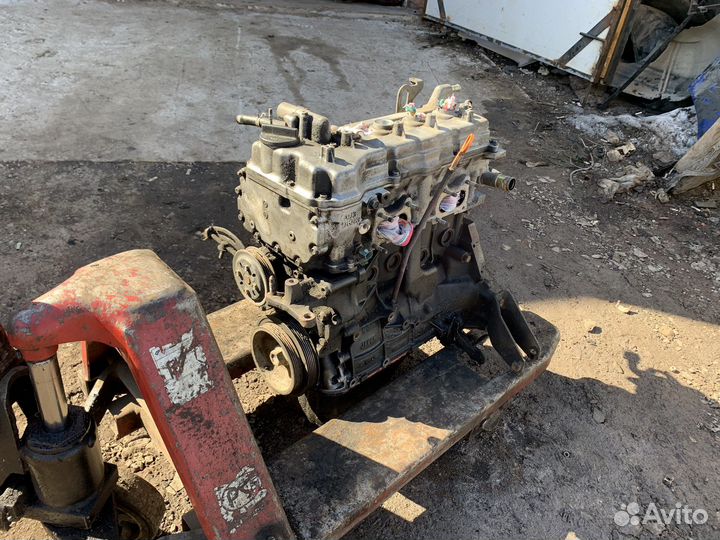 Двигатель Nissan Primera P12 1.8 QG18