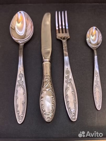 Набор столовых приборов мельхиор