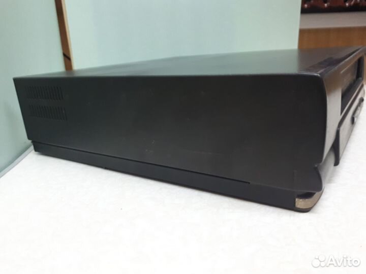 Видеоплеер шарп sharp VC-M11