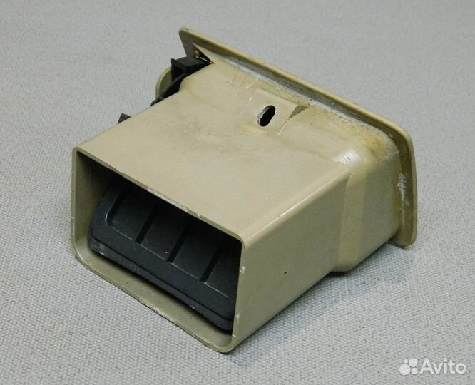 Дефлектор воздушный правый Chery Amulet