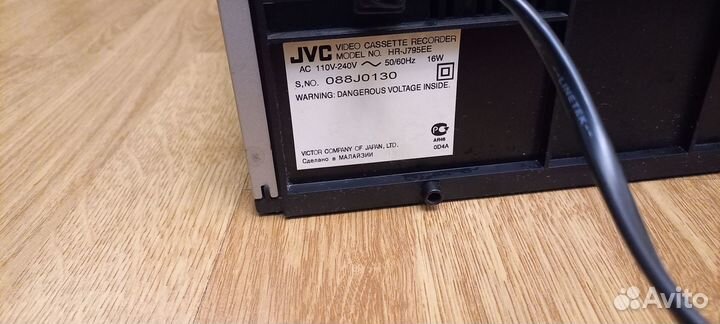Видеомагнитофон JVC 6 головок Hi Fi стерео svhs