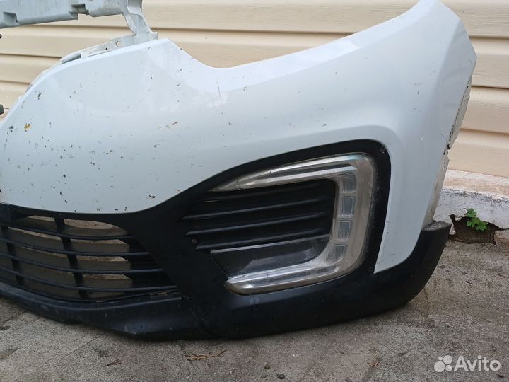 Бампер на renault kaptur