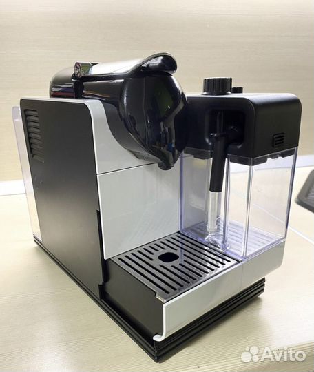 Кофемашина delonghi капсульная