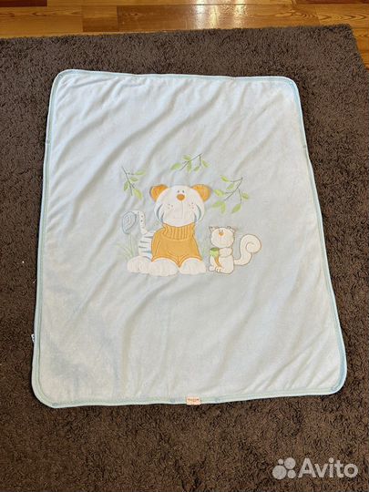 Подушка одеяло уголки для новорожденного