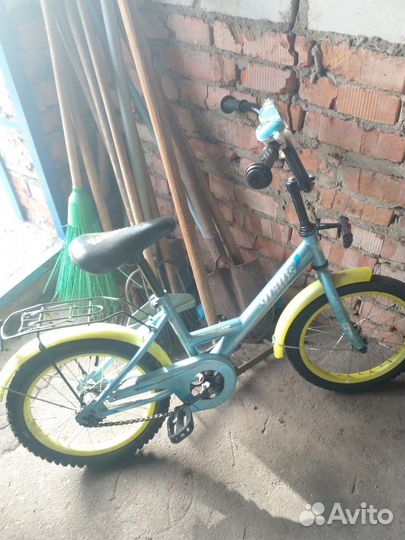 Детский велосипед двухколёсный