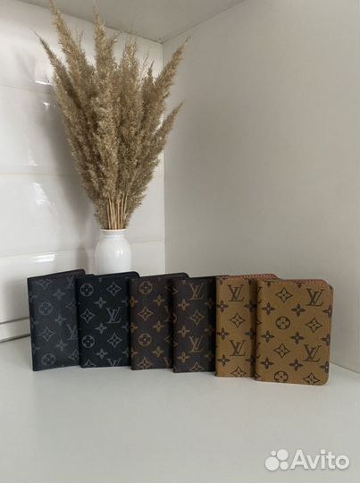Обложка для паспорта louis vuitton