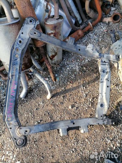 Renault logan ларгус подрамник