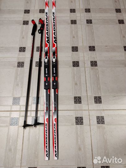 Беговые лыжи детские