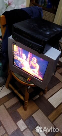 Телевизор Daewoo+видеомагнитофон Sony+касеты