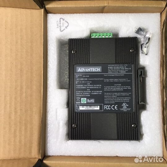 Network switch EKI-2528