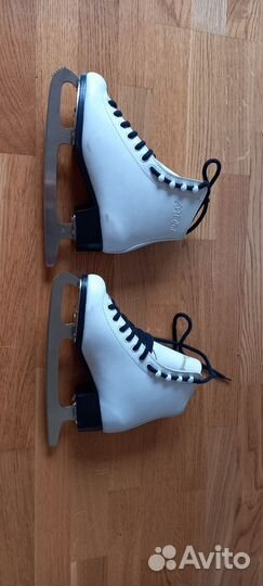 Коньки фигурные детские 34 размер