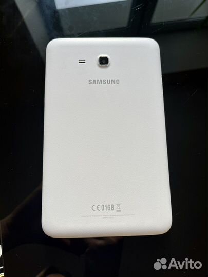 Планшет Samsung Galaxy Tab 3 7.0 Lite SM-T110