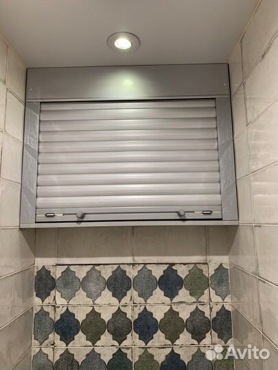 Шкаф с рольставнями на балкон по вашему эскизу